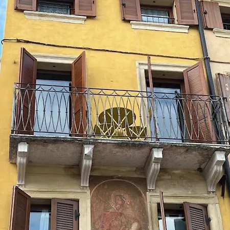 Santa Toscana Apartment